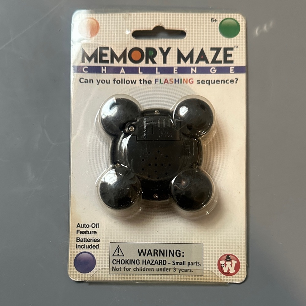 Memory Maze Challenge Electronic Game - Black